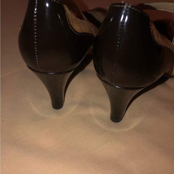 Tan with Brown Patent leather/Suede heeled shoes (Women’s) - Picture 4 of 4